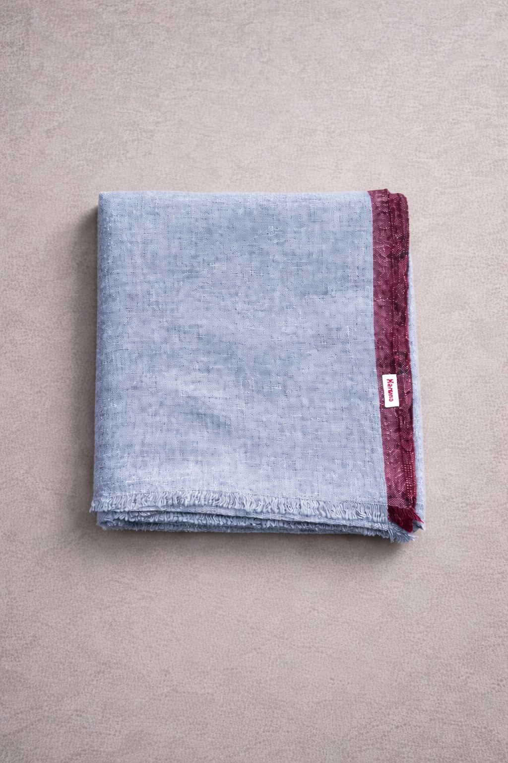 Chal Cashmere gris con ribetes granate y gris oscuro