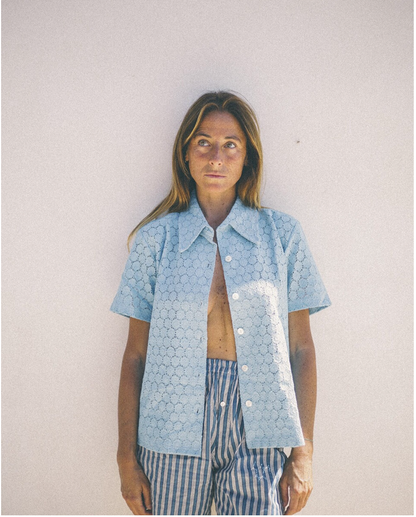 CAMISA ENCAJE FLORES