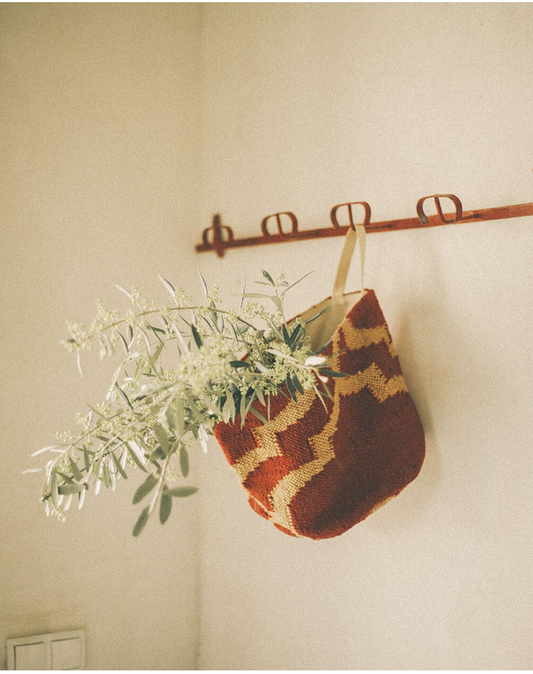 CESTO DE YUTE CENEFAS TEJA 25cm diametro