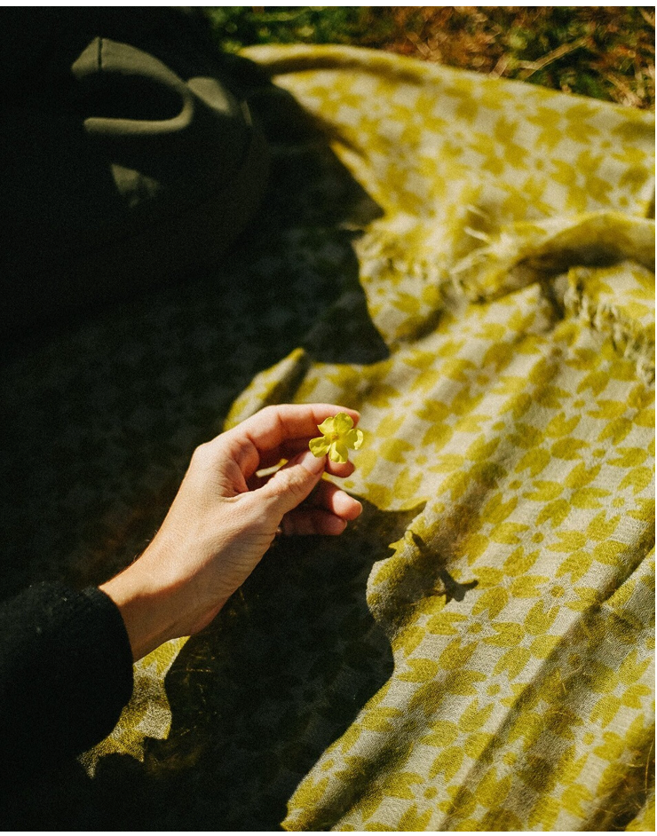 CHAL BABYCASHMERE FLOR GEOMÉTRICA VERDE