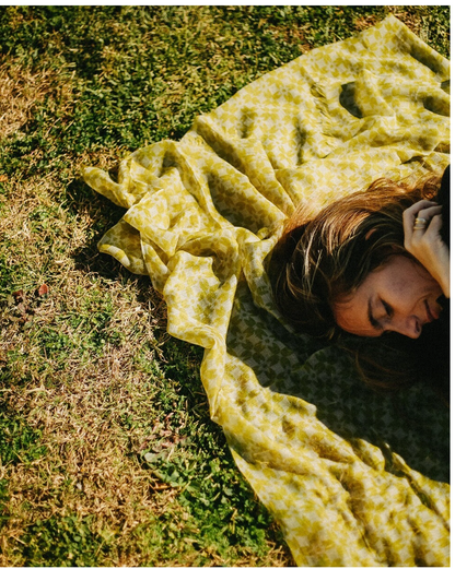 CHAL BABYCASHMERE FLOR GEOMÉTRICA VERDE