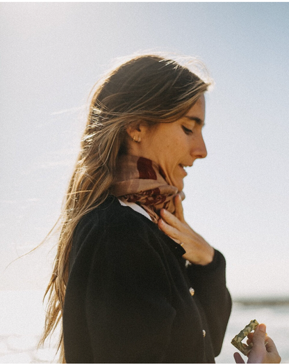 CHAL BABYCASHMERE FLOR GRANATE