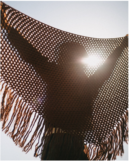 CHAL TRIANGULAR DE LANA MARRÓN CAFÉ