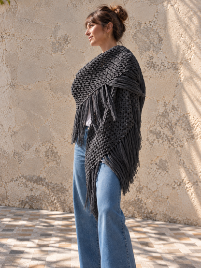 Chal triangular de crochet