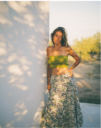 FALDA CON ESTAMPADO DE FLORES