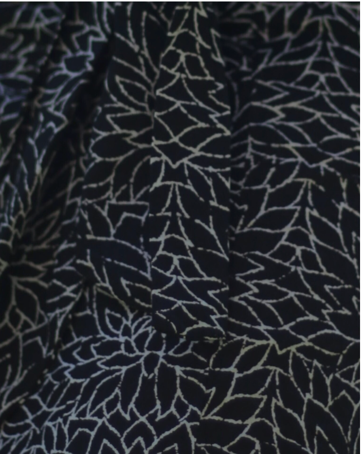 FALDA CON ESTAMPADO DE FLORES