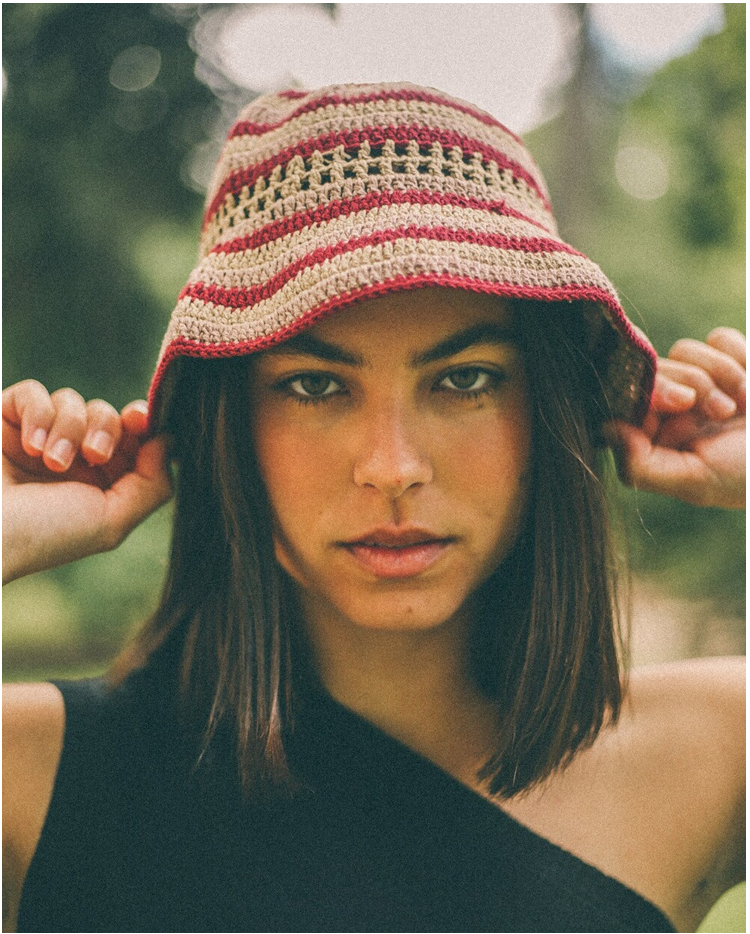 GORRO CROCHETTE DE RAYITAS