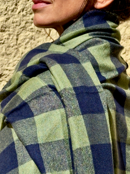 Chal Cashmere Cuadros Azul marino y verde