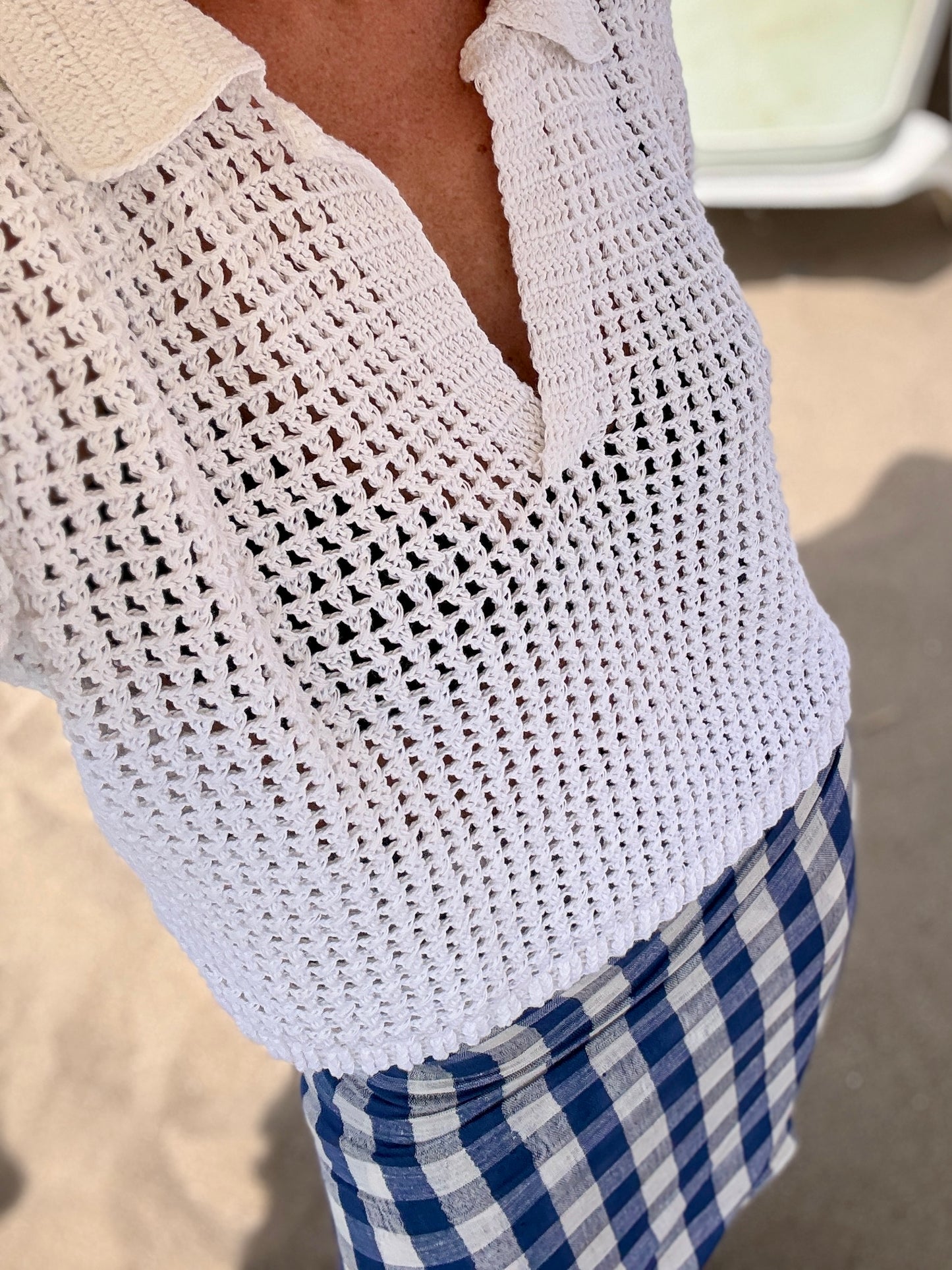 Polo de crochet blanco