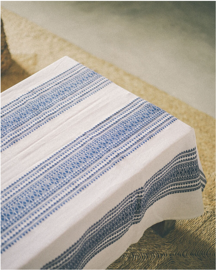 MANTEL DE ALGODÓN CENEFAS AZULES 180x100cm