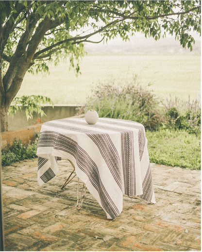 MANTEL DE ALGODÓN CENEFAS MARRONES 180x100cm