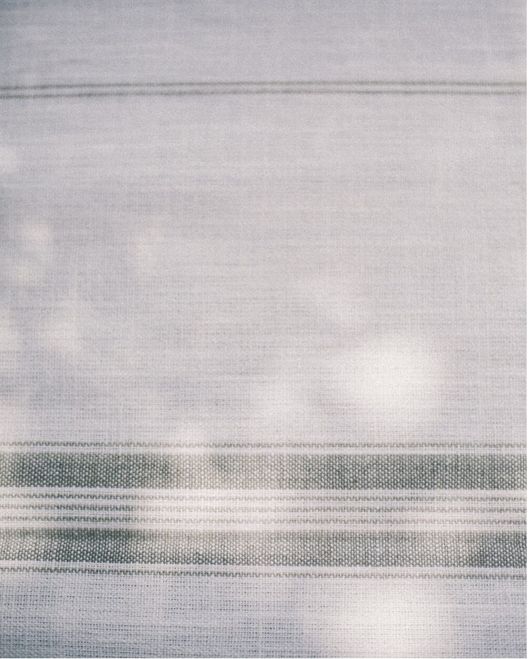 MANTEL DE ALGODON CON LINEAS GRISES 300x125cm