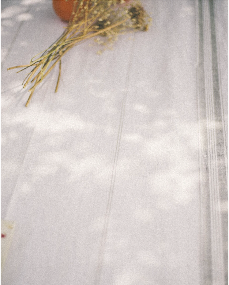 MANTEL DE ALGODON CON LINEAS GRISES 300x125cm